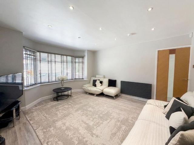 House for rent in Fulshaw Park, Wilmslow