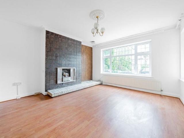 House for rent in Kingston Vale, Greater London