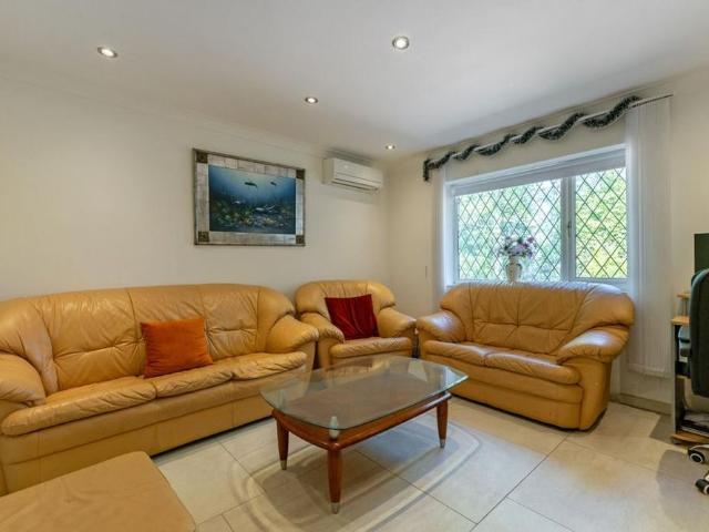 House for rent in Pouchen End, Hertfordshire