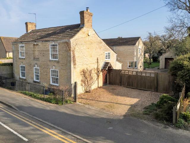 House for rent in Barholm, Lincolnshire