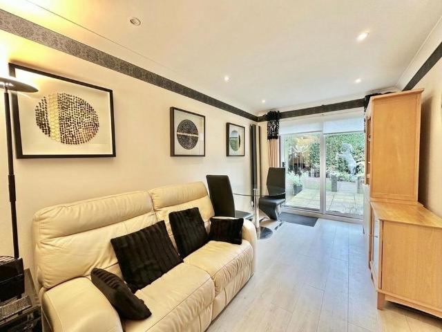 House for rent in Shenley, Hertfordshire