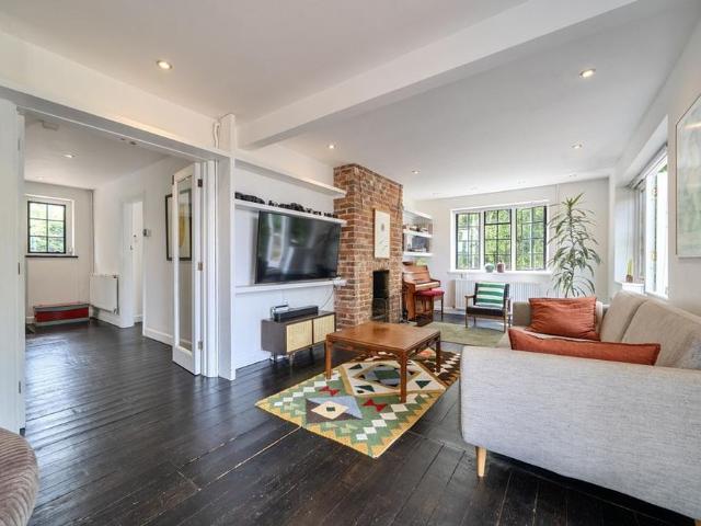 House for rent in Stonegate, Heathlands
