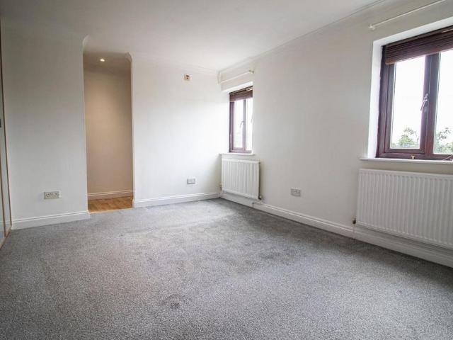 House for rent in Llantwit Fardre, Efail Isaf