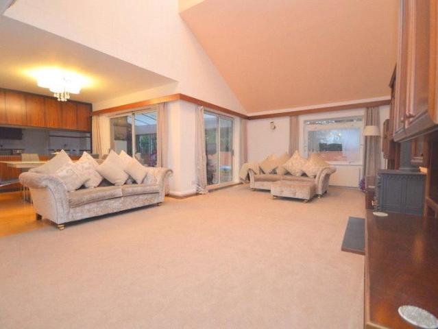House for rent in London Borough of Havering, Greater London