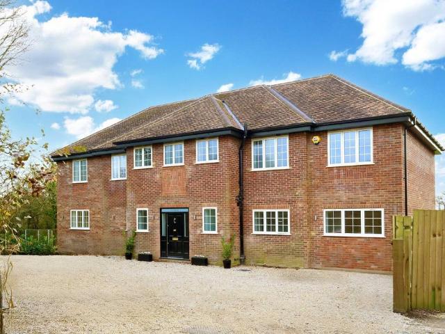 House for rent in Beaconsfield, Penn Bottom