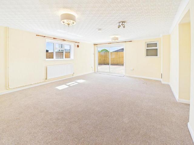 House for rent in Deans Hill, Wales
