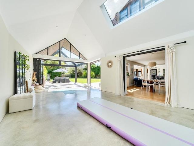 House for rent in Rose Green, Clapham