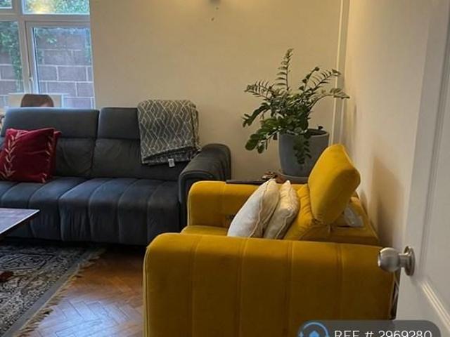 House for rent in Nork, Red Hill