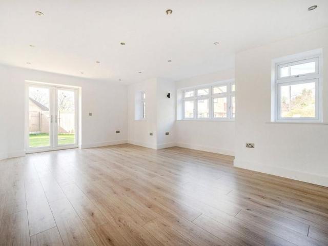House for rent in Dry Sandford, Dromore