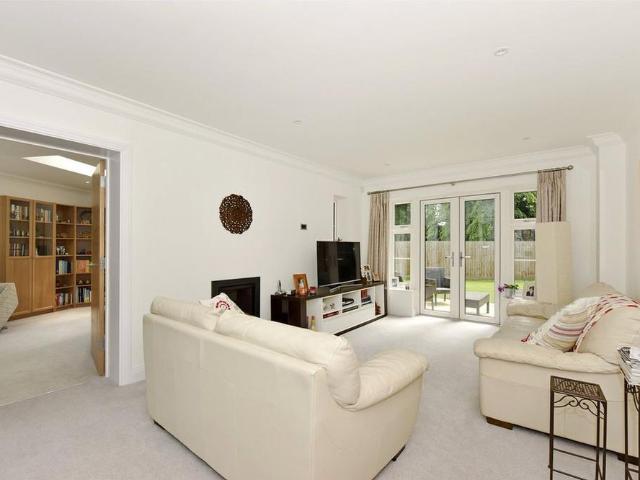 House for rent in Gerrards Cross, Denham