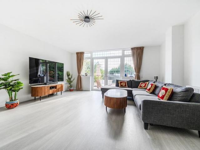 House for rent in Radlett, Hertfordshire