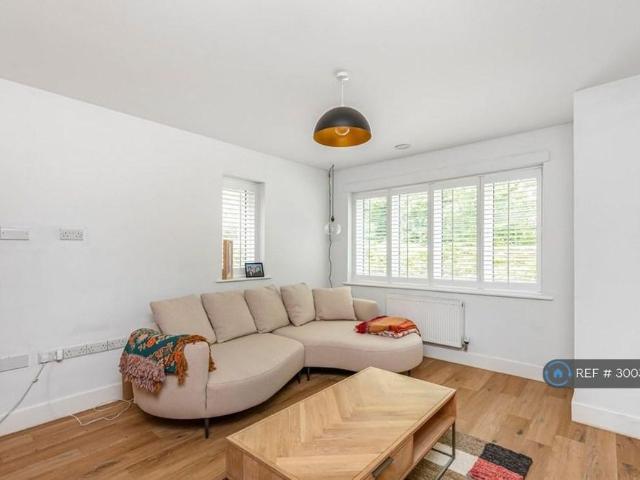 House for rent in Burgess Hill, Mid Sussex