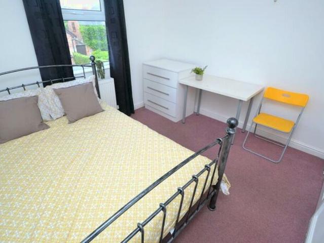 Apartment for rent in Compton Acres, Barton In Fabis