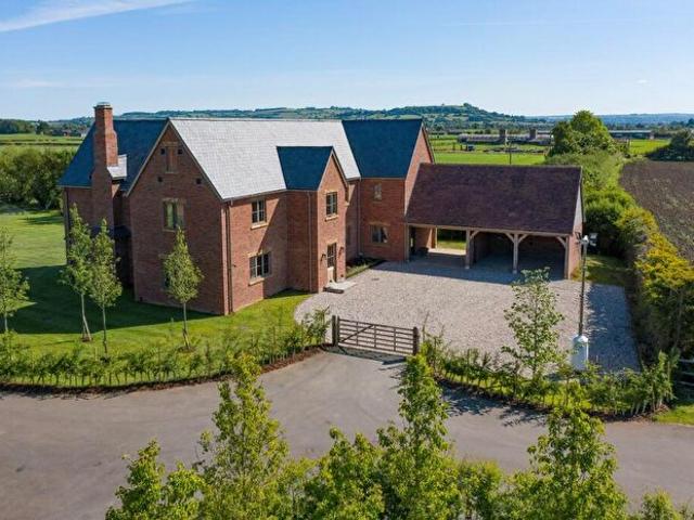 Apartment for rent in Shackleton Village, Alderminster