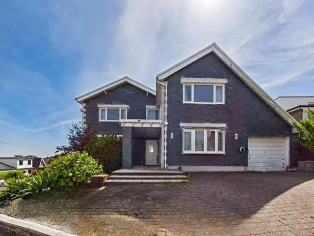 Apartment for rent in Newton, Wales