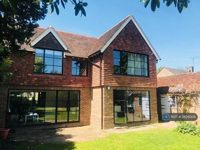 Apartment for rent in Aston Clinton, Buckinghamshire