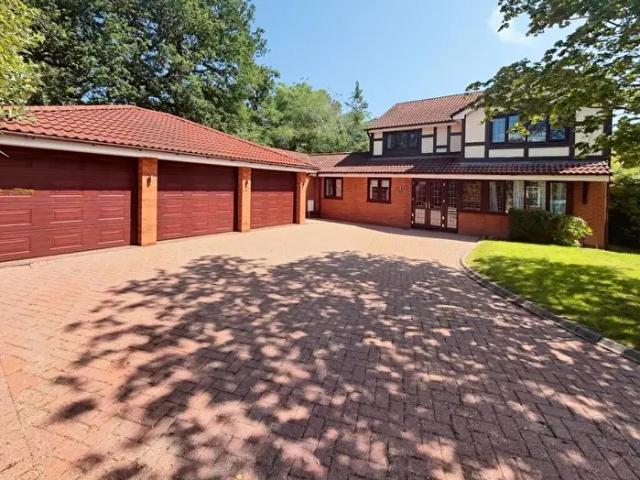 Apartment for rent in Dorridge, West Midlands