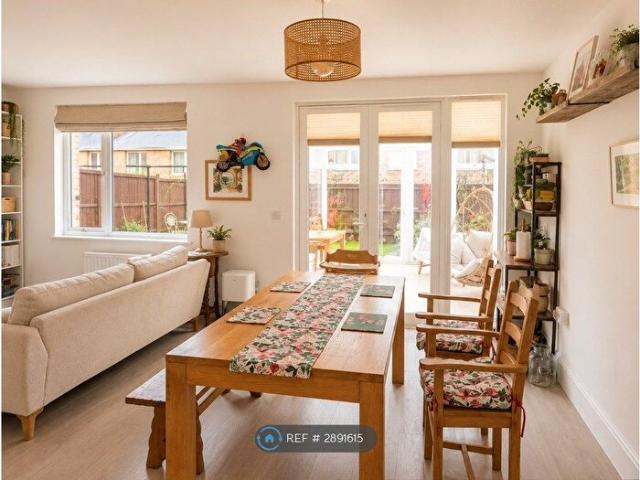 Apartment for rent in Barton Park, The Slade