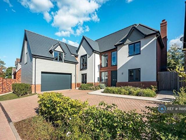Apartment for rent in Green Close, Warwickshire