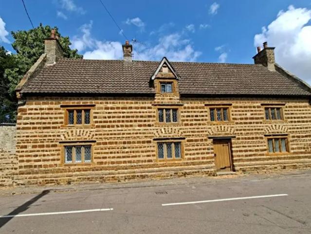 Apartment for rent in Little Houghton, Northamptonshire