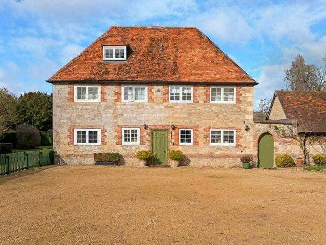 Apartment for rent in Berrick Salome, Oxfordshire