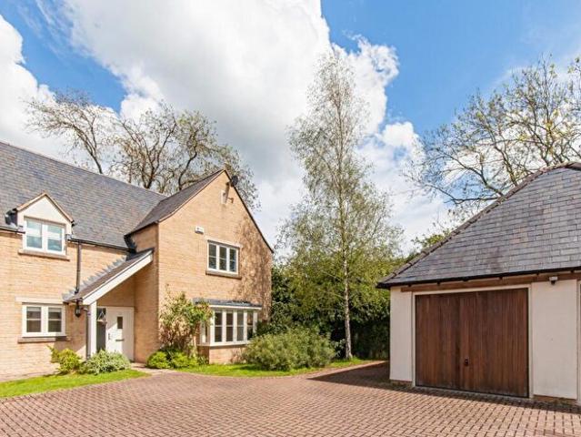 Apartment for rent in Black Bourton, Oxfordshire