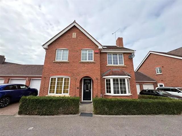 Apartment for rent in Kingsmead, Shenley Brook End