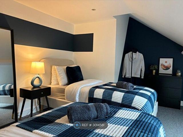 Apartment for rent in Compton Acres, Barton In Fabis