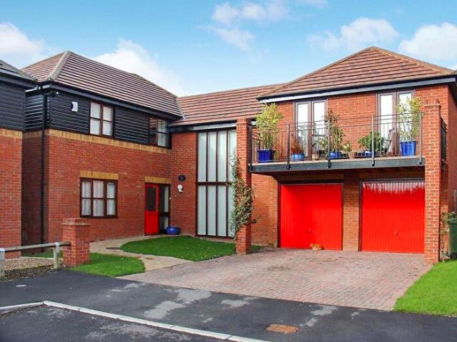 Apartment for rent in Shenley Brook End, Milton Keynes