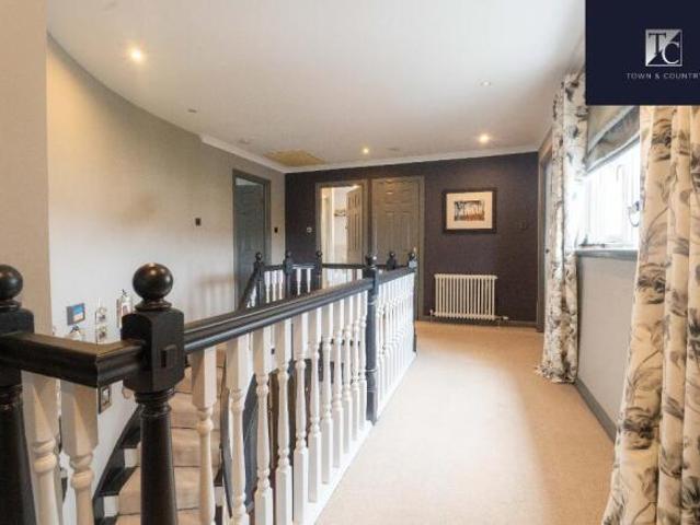 Farm for sale in Cumbernauld, Scotland