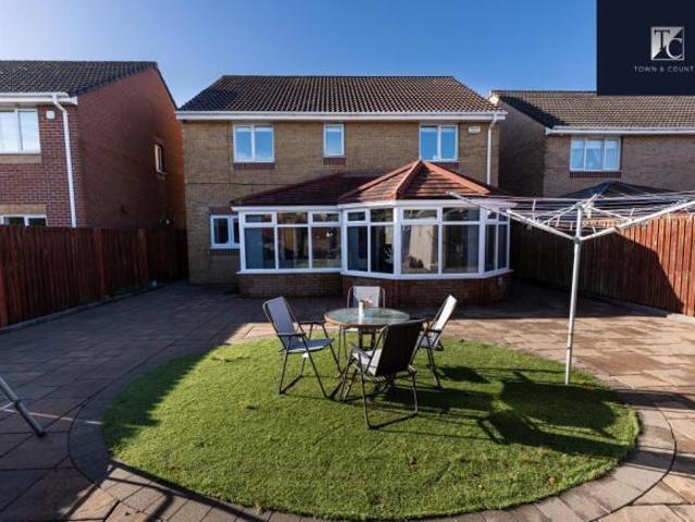 Farm for sale in Auchinairn, Bishopbriggs