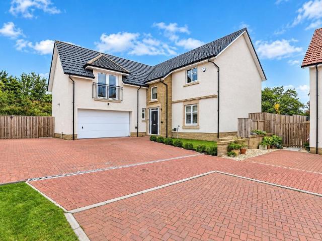 House for sale in Stepps, Scotland