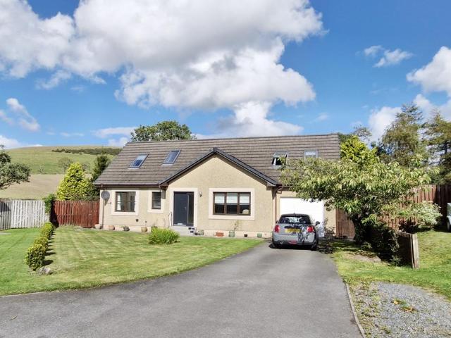 House for sale in Blyth Bridge, Scotland