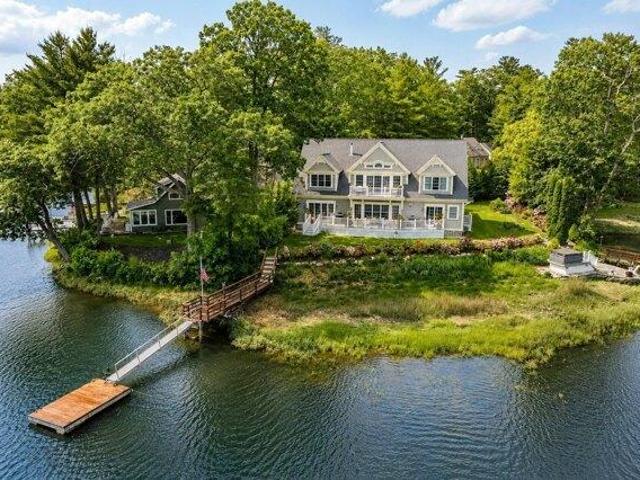 House for sale in New Hampshire