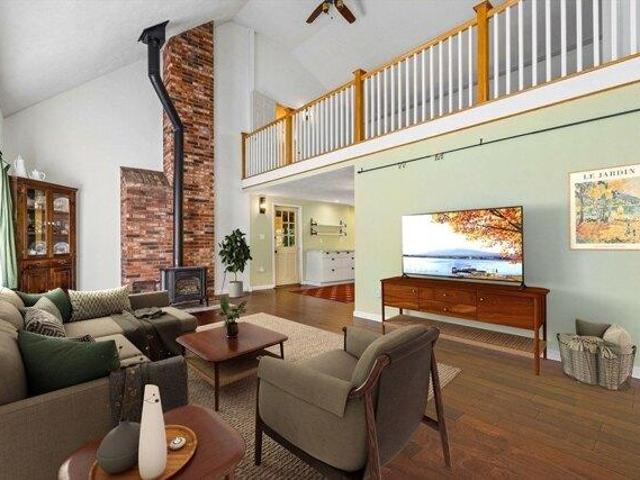 House for sale in Dracut, Massachusetts