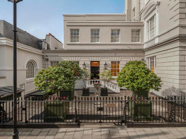 Apartment for sale in Cat Hill