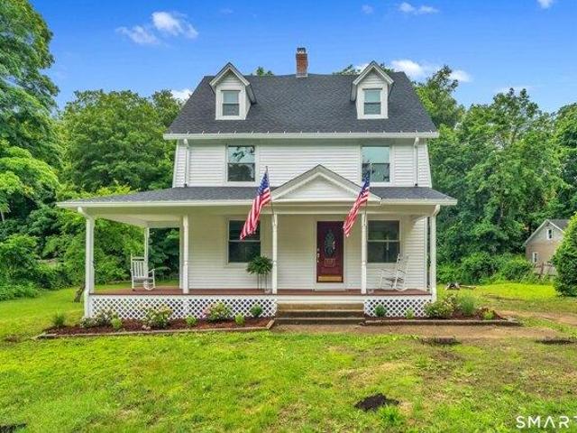 House for sale in East Hampton, Connecticut