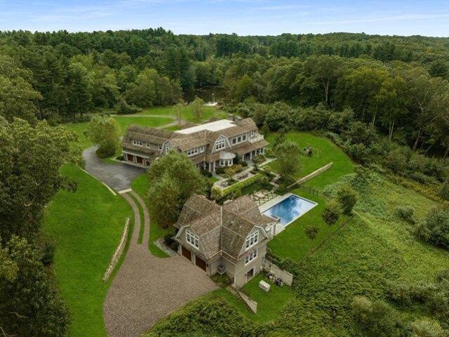 House for sale in Easton, Connecticut