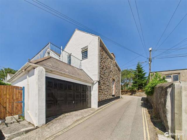 Cottage for sale in Hayle, Cornwall