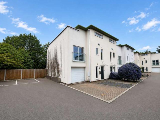 Cottage for sale in Burgh St Peter, Norfolk