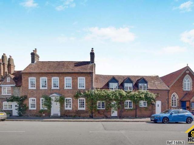Cottage for sale in Amersham