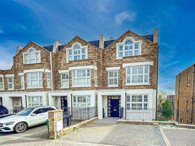Cottage for sale in London Borough of Lewisham, Greater London