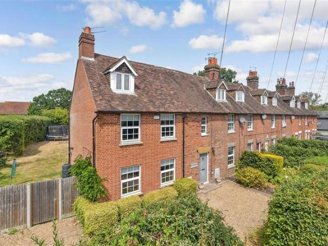 Cottage for sale in Cranbrook & Sissinghurst, Sandown Park