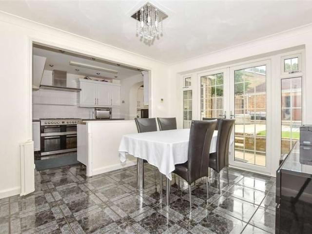 Cottage for sale in Penenden Heath, Maidstone