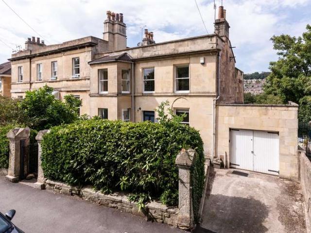 Cottage for sale in Grosvenor, Dulcote