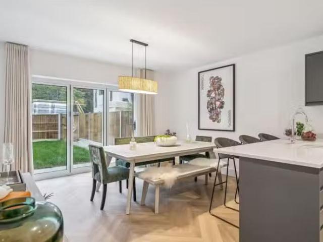 House for rent in Navestock Side, Essex
