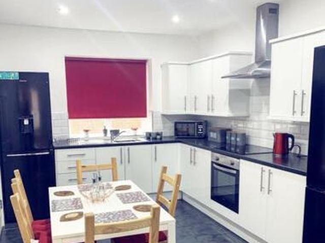 House for rent in Calderstones