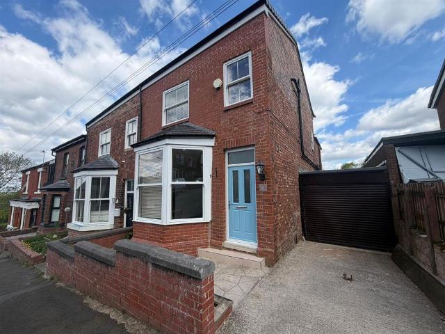 House for sale in Castle Hall, Greenheys