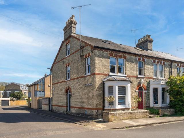 House for sale in Arbury, Cambridgeshire