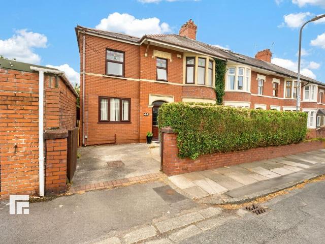 House for sale in Falcon Lodge, Wales